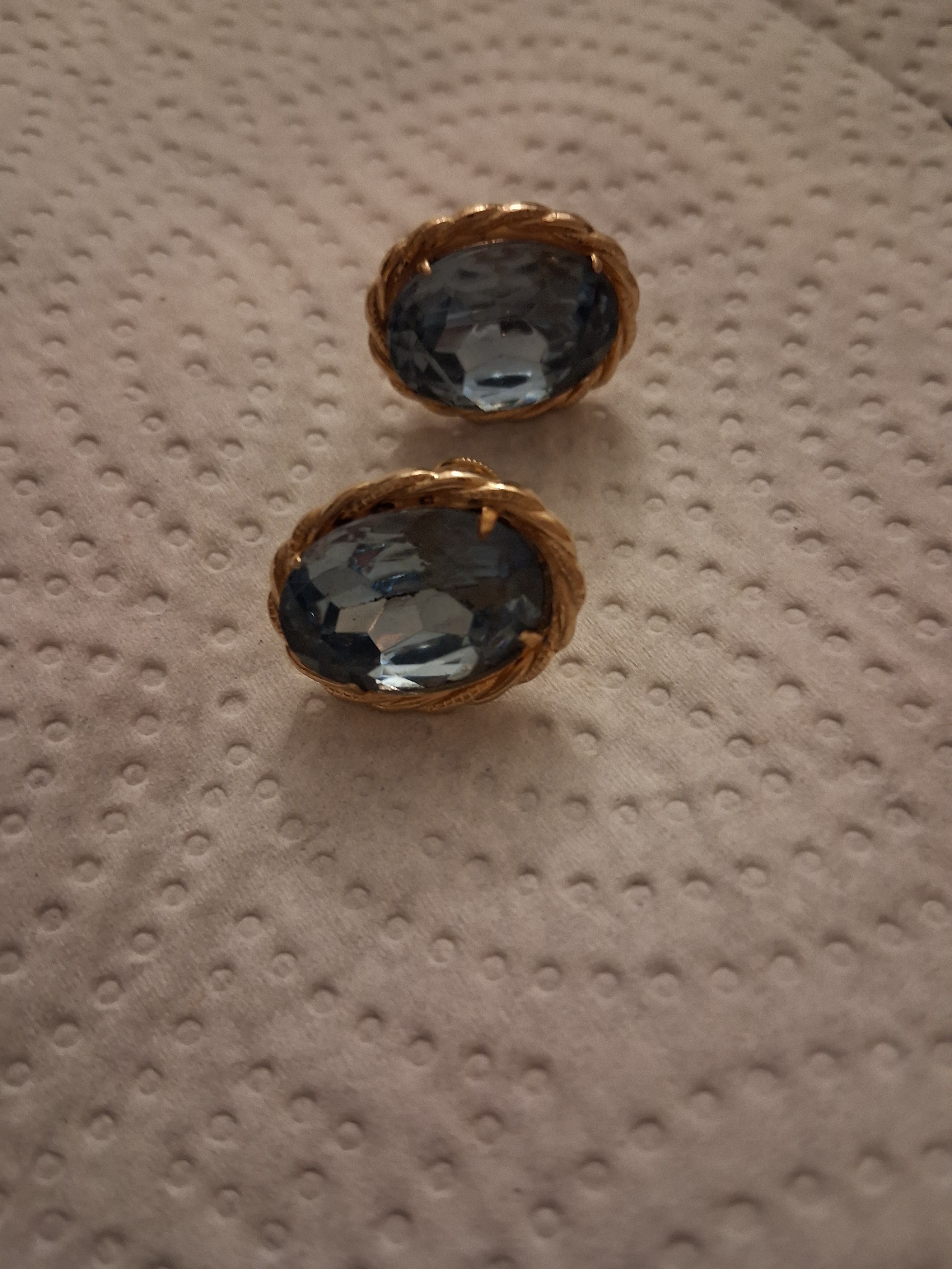 Gold-Tone Blue Faceted Oval Clip-On Earrings